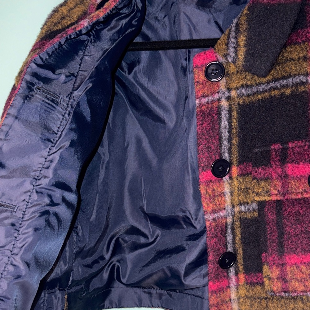 Nordstrom kids Plaid Cropped Jacket lined 
Bundle any girls items and save big - Picture 4 of 5
